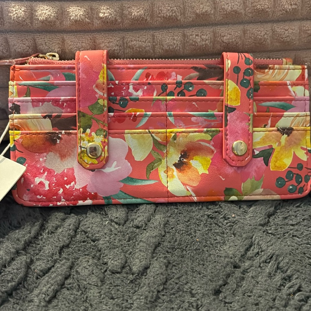 Landry card/cash holder